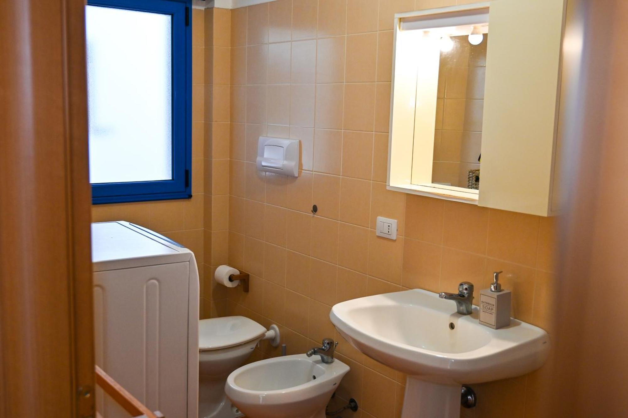 Casa Azul - Social - Parcheggio, Clima, 200mt Dal Mare Apartment *
